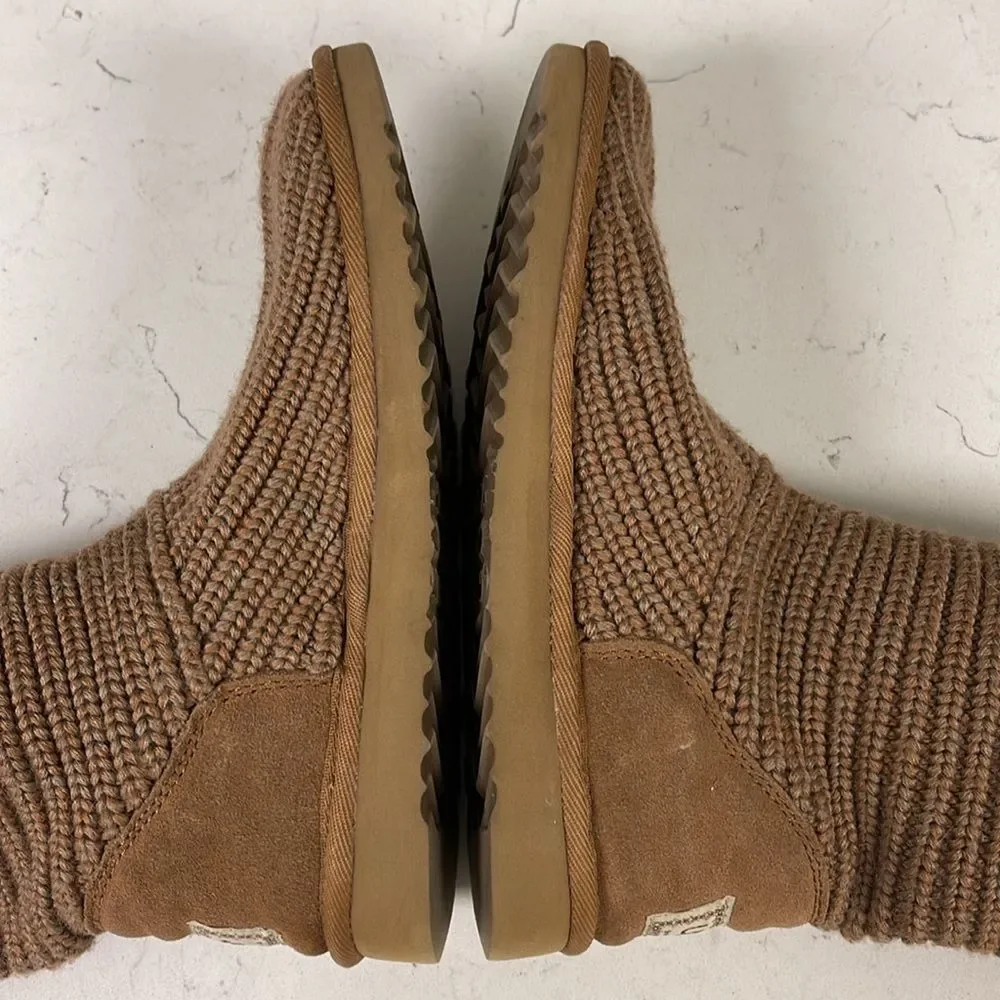 UGG 5817 Cardy Knit Boot Brown - Tan Size 8